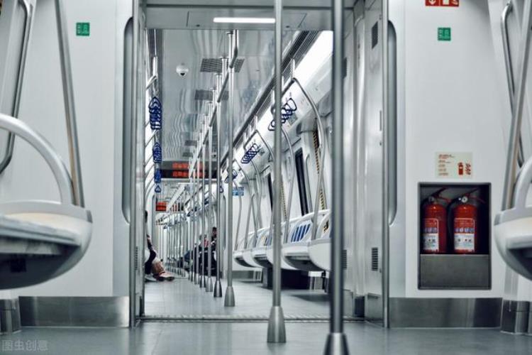 山东城市轨道交通运营线路已达10条济南和青岛各有多少条呢