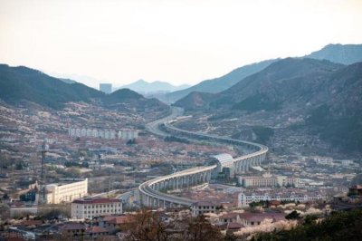 ​山东城市轨道交通运营线路已达10条济南和青岛各有多少条呢