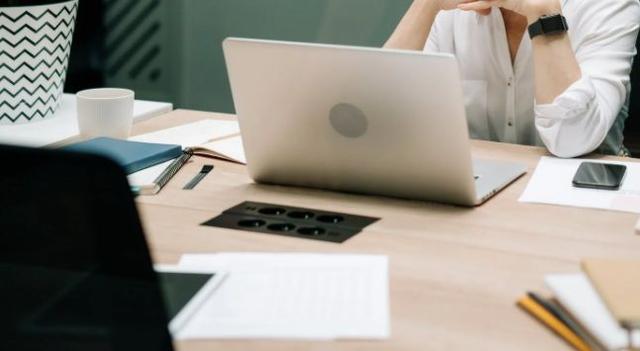 笔记本电脑怎么自己保养（笔记本电脑的保养方法）(2)