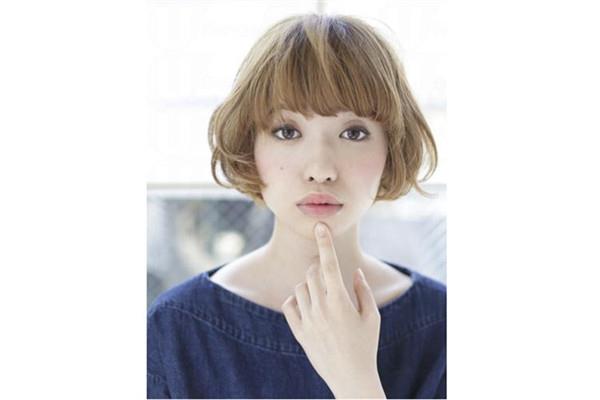 长形脸适合什么样的发型女介绍 长形脸适合什么样的发型女介绍
