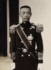 ​历经三朝的军人楷模：萨镇冰丨一镇一孝廉