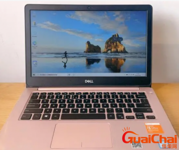 ​电脑背景图片怎么设置？不同电脑系统得背景图片怎么改？