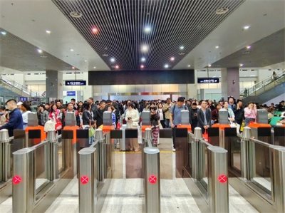 ​株洲西站旅客运输量创历年之最