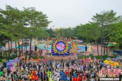 ​广州长隆水上乐园焕新开园
