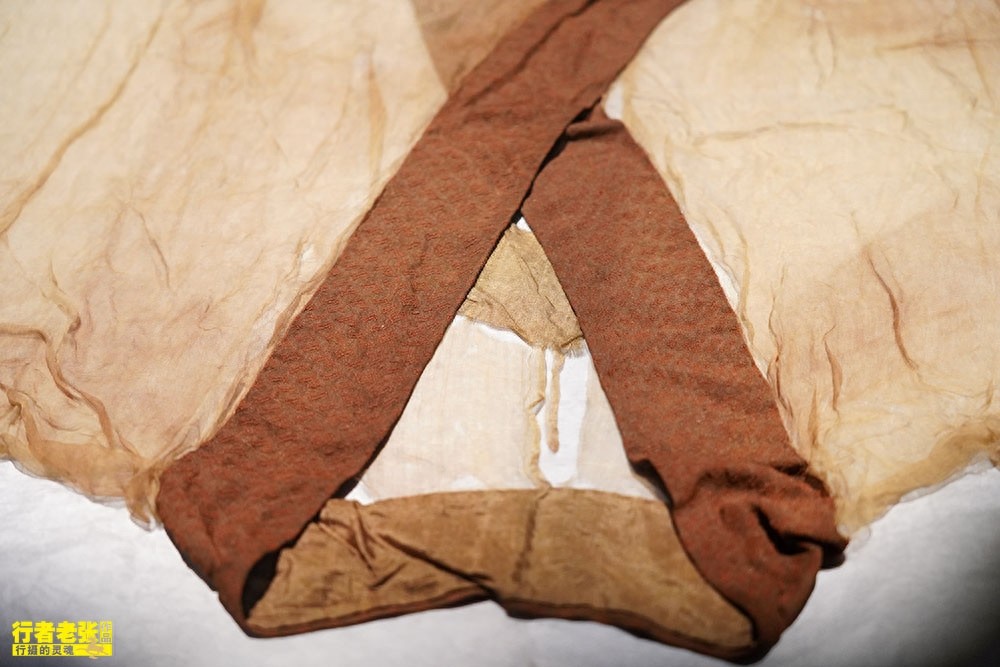 长沙马王堆汉墓素纱单衣，2200多年前的衣服却难倒了现代科技