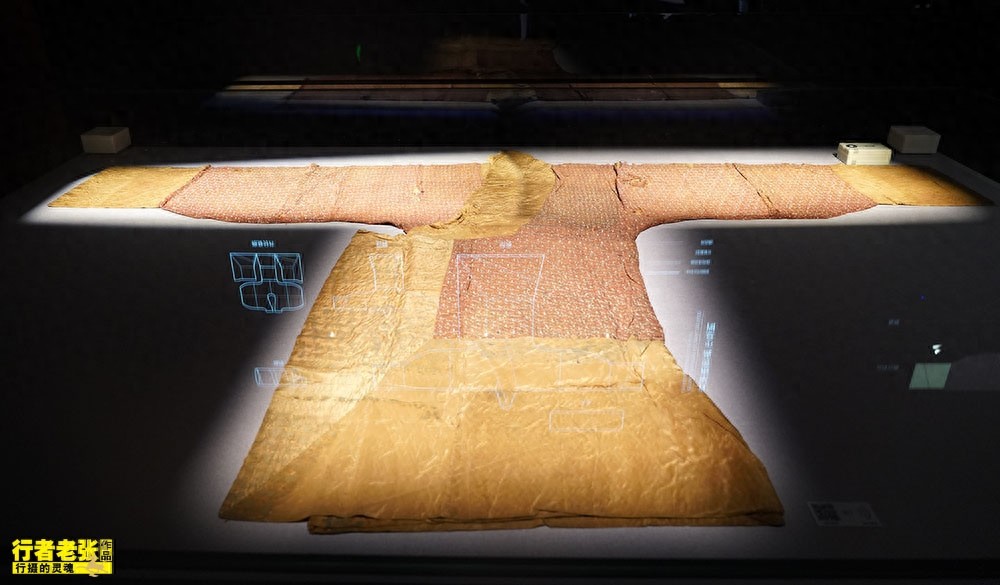 长沙马王堆汉墓素纱单衣，2200多年前的衣服却难倒了现代科技