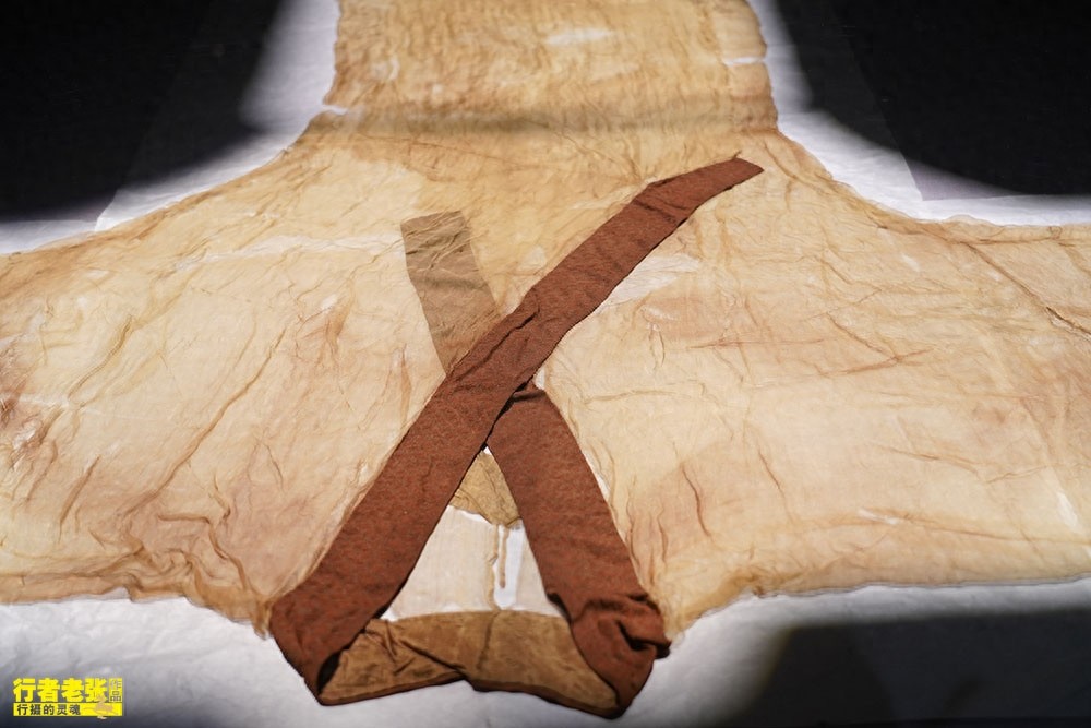 长沙马王堆汉墓素纱单衣，2200多年前的衣服却难倒了现代科技