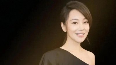 "闪耀舞台:闫妮的演艺之路"