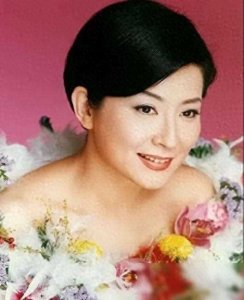 ​一代天后陈淑桦：一曲《梦醒时分》红遍华人世界，如今怎么样了？