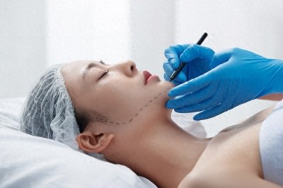 ​恩喜医疗美容遇到整形陷阱机构不退款怎么办？