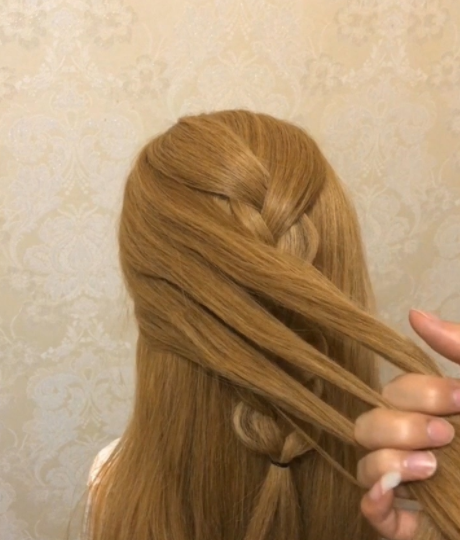 自己怎么编麻花辫,怎么自己编麻花辫儿图3