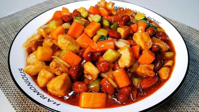 四川最下饭的菜（四川最出名的8道菜）(9)