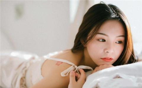 聊天占女生便宜的小套路1