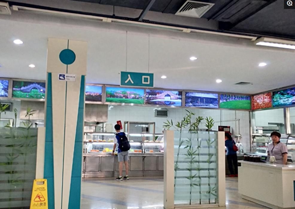 镜头下清华大学的食堂，这样的价格什么水平？