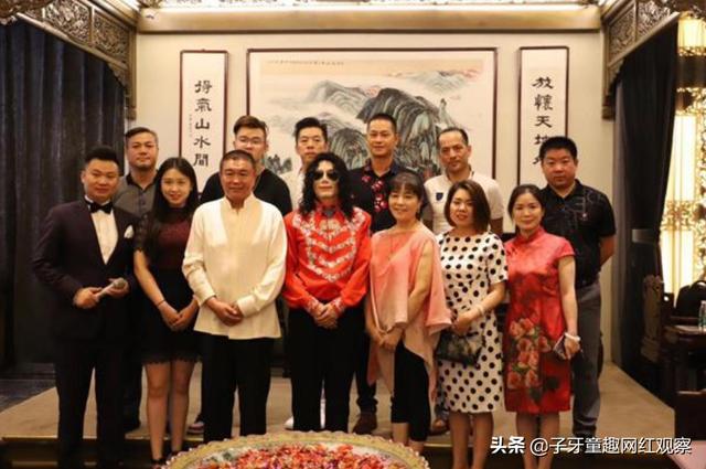 国外最像迈克尔杰克逊的模仿者（模仿迈克尔杰克逊爆火）(12)