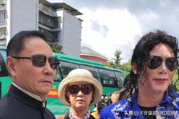 国外最像迈克尔杰克逊的模仿者（模仿迈克尔杰克逊爆火）(7)