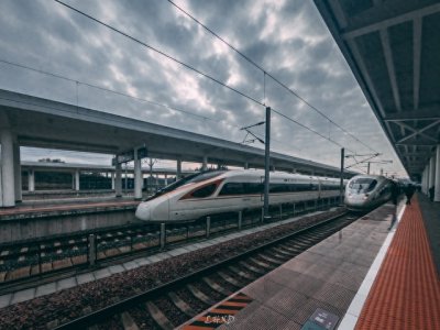 ​西延高铁2026年通车：1小时直达革命圣地，陕西经济迎来新爆发