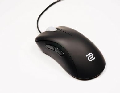 cs5eplay怎么加人(csgo5e里面哪里换左右手)