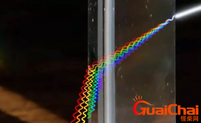 ​太阳光实际的颜色 太阳七色光是哪些颜色