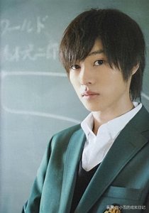 ​日本爱子公主恋情曝光？对方神似“山崎贤人”，游乐园浪漫约会