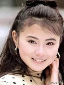 ​李赛凤“武打天使”，拍戏20年无绯闻，36岁闪婚富豪42岁人生劫难