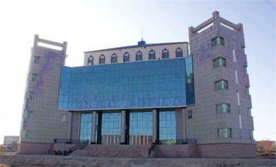 ​2003年新疆挖出女干尸，骨骼纹路清晰，嘴唇还涂着2700年前的口红