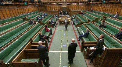 ​英女王权杖被抢？从王权谈国王不爱江山爱美人