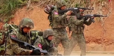 ​81式突击步枪：从丛林之王到时代记忆