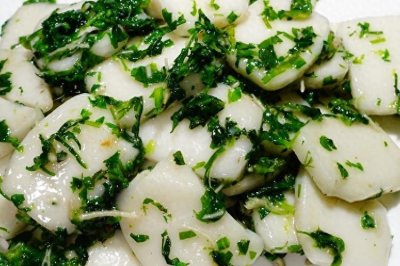 立春后大胆吃荠菜,利尿又刮油,还能增强免疫力,3种美味吃法