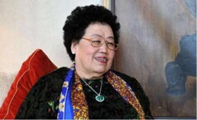 77岁陈丽华身体欠佳,一生与唐僧无子嗣,遗嘱暴露人品