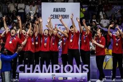 ​夺冠！3人来自江苏中天钢铁女排