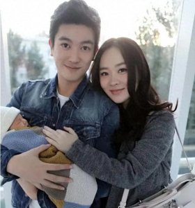 ​霍思燕与神秘小女孩同框，代孕风波又起