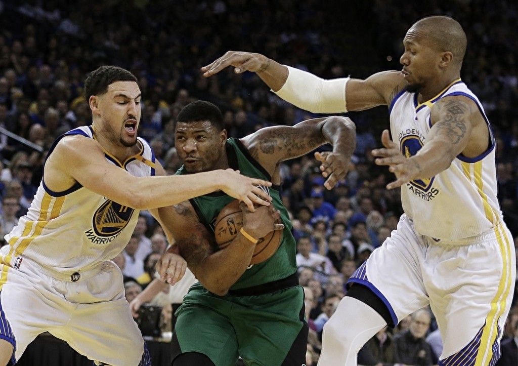 篮球——NBA常规赛：凯尔特人胜勇士