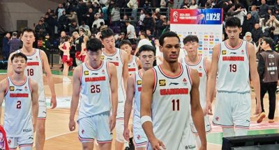 ​辽宁击败广东，赛后听听各界媒体专家怎么说，杨鸣感谢球员