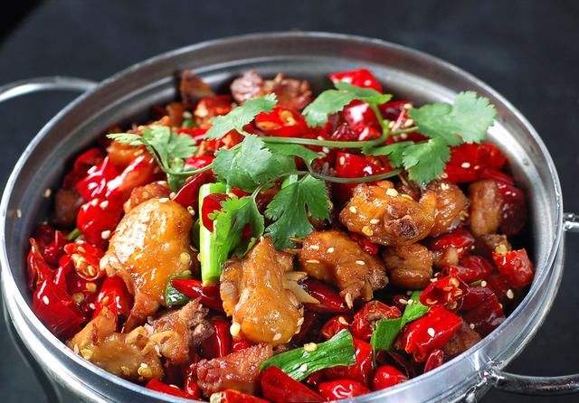 干锅鸡怎么做?家常干锅鸡的制作方法